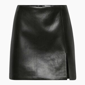 Aritzia - Sunday Best Tatiana Skirt
